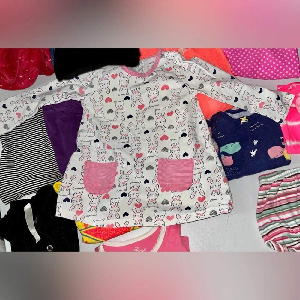 Bundle of 18 Girls Clothes